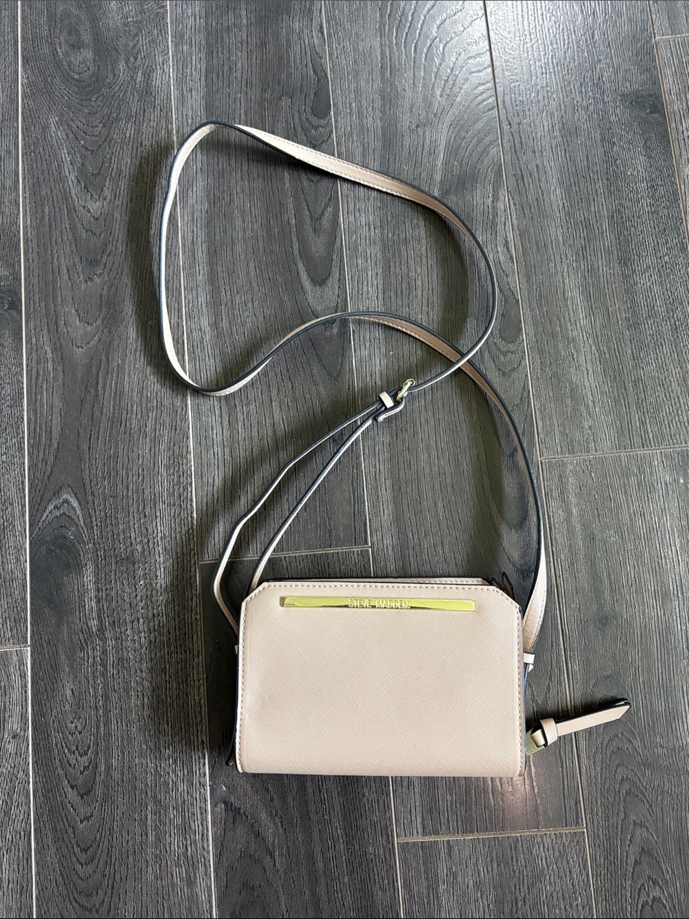 Steve Madden Elegant Brown Crossbody Bag